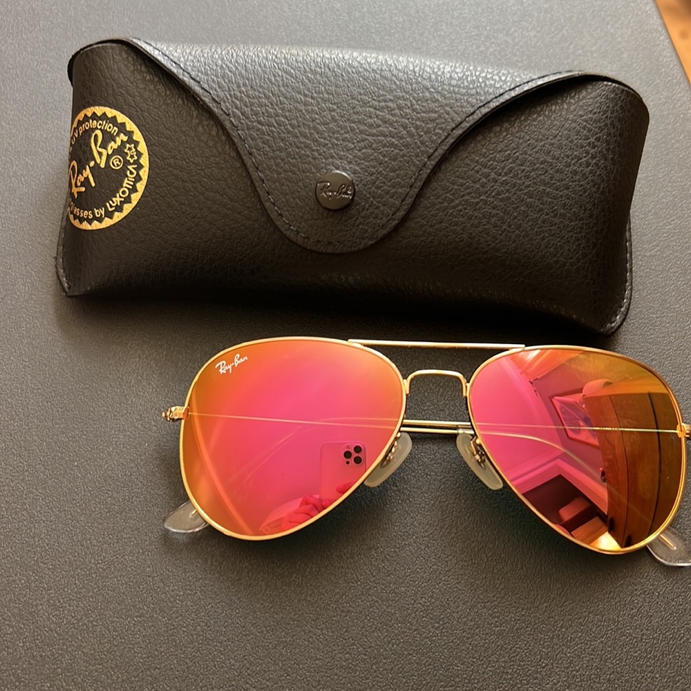 Ray-Ban Aviator Sunglasses RB 3025 pink